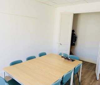 Open Space  4 postes Coworking Rue Adolphe de Rothschild Nice 06000 - photo 1